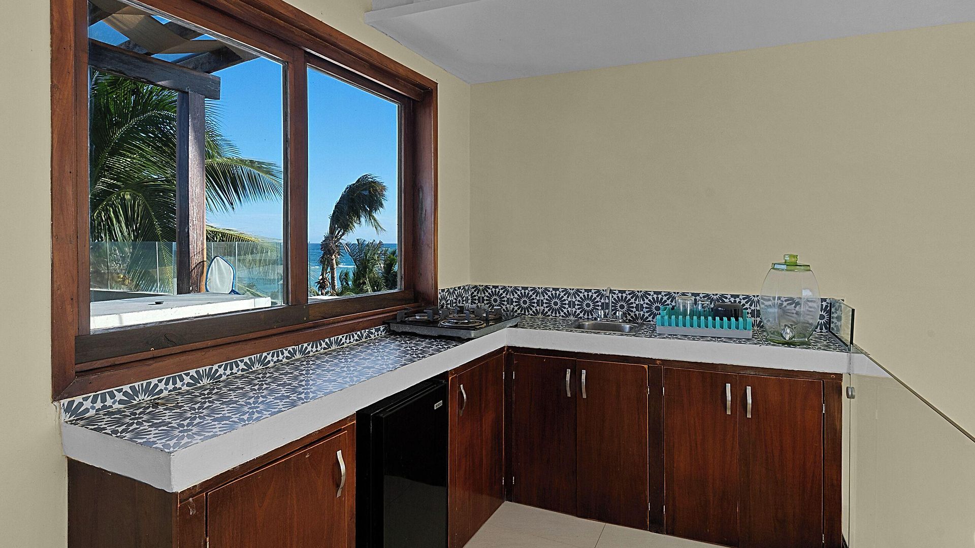 Playa Canek Beachfront Eco Hotel 4*