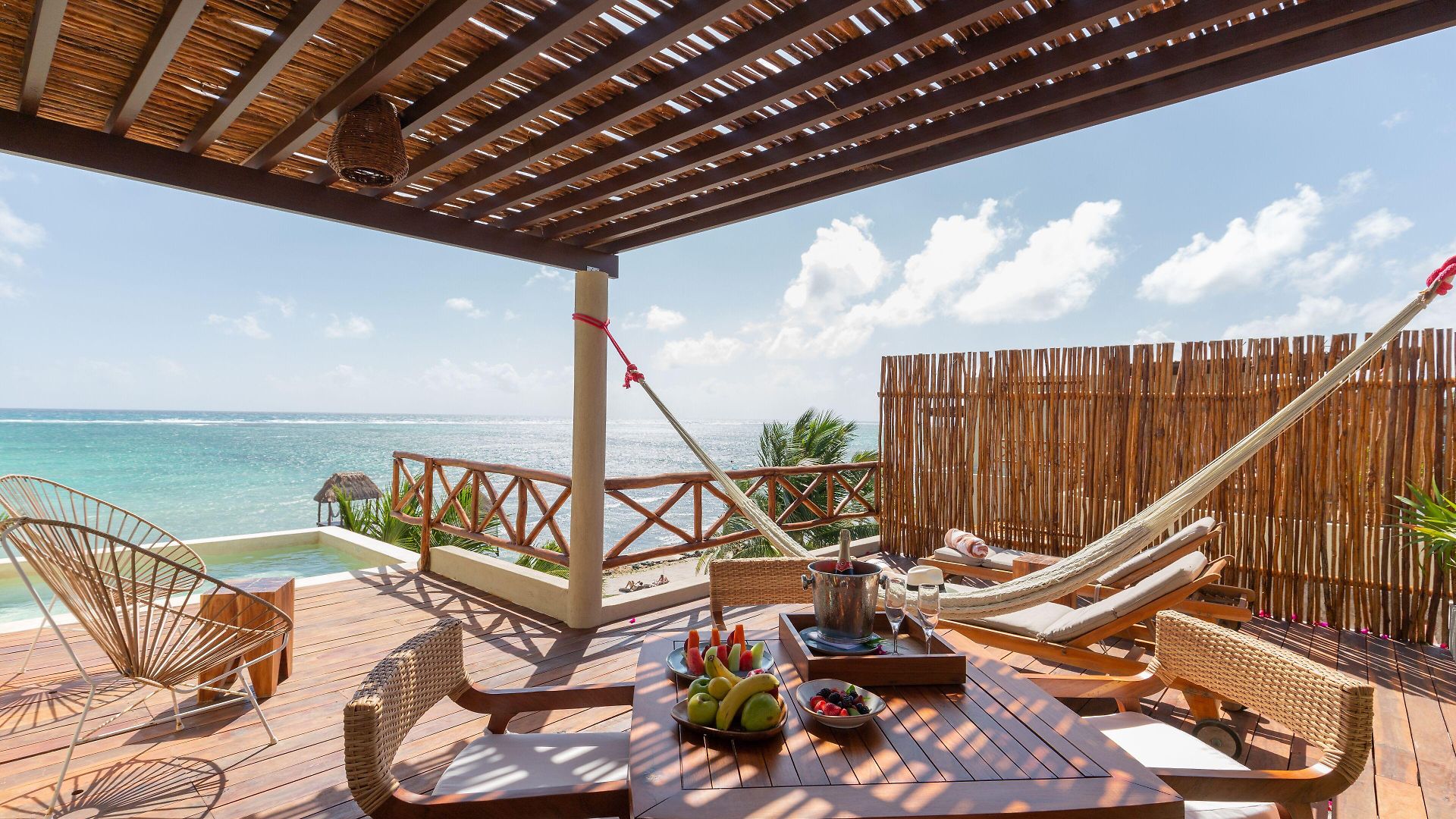 Mereva Hotel 4*