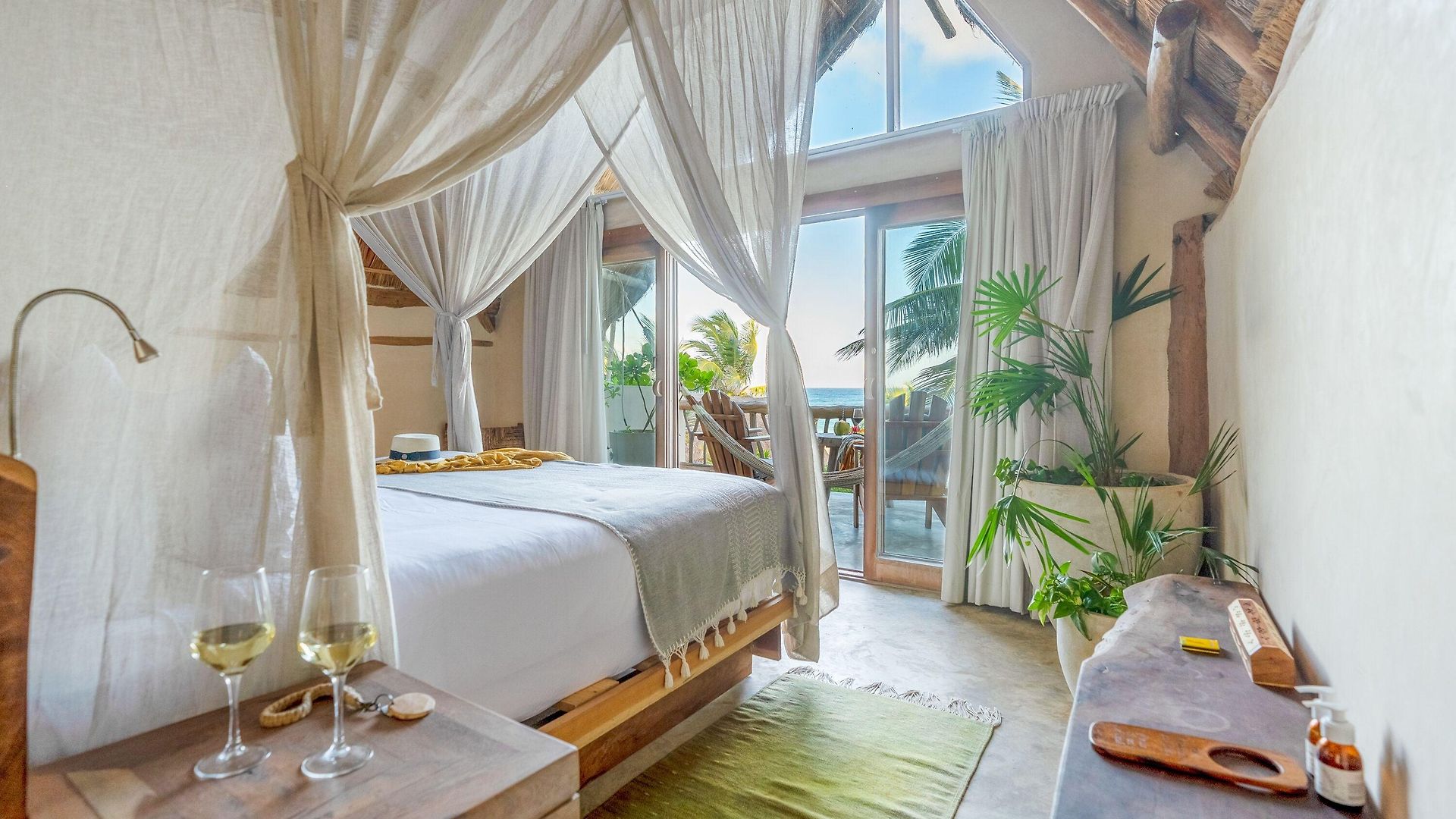 Ahau Beachfront (adults Only)