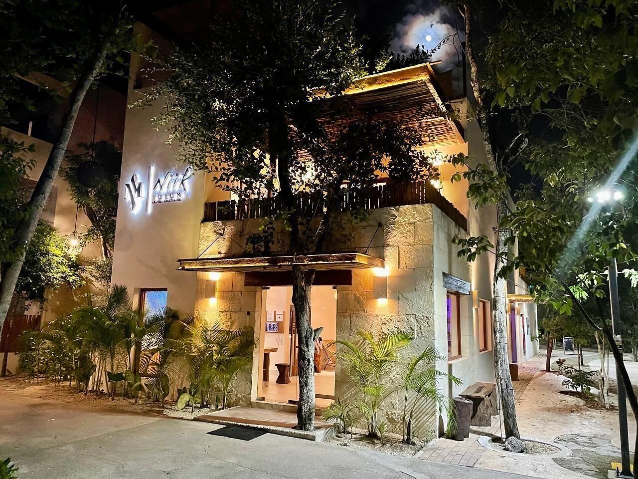 Niik Hotel 4*