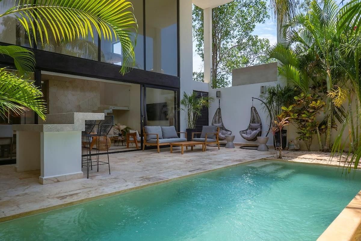 Spectacular 4br Style With Concierge And Secluded Pool Villa *