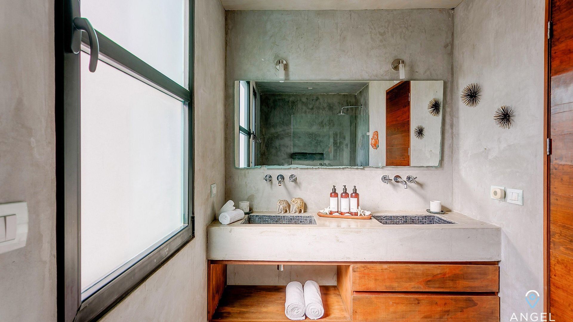 Apartment Chic In The Heart Of By Stella