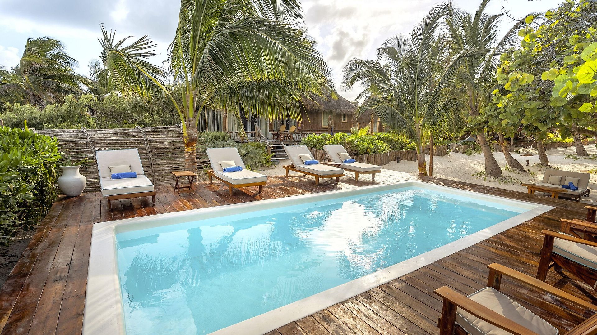 Hotel Pescadores 4*