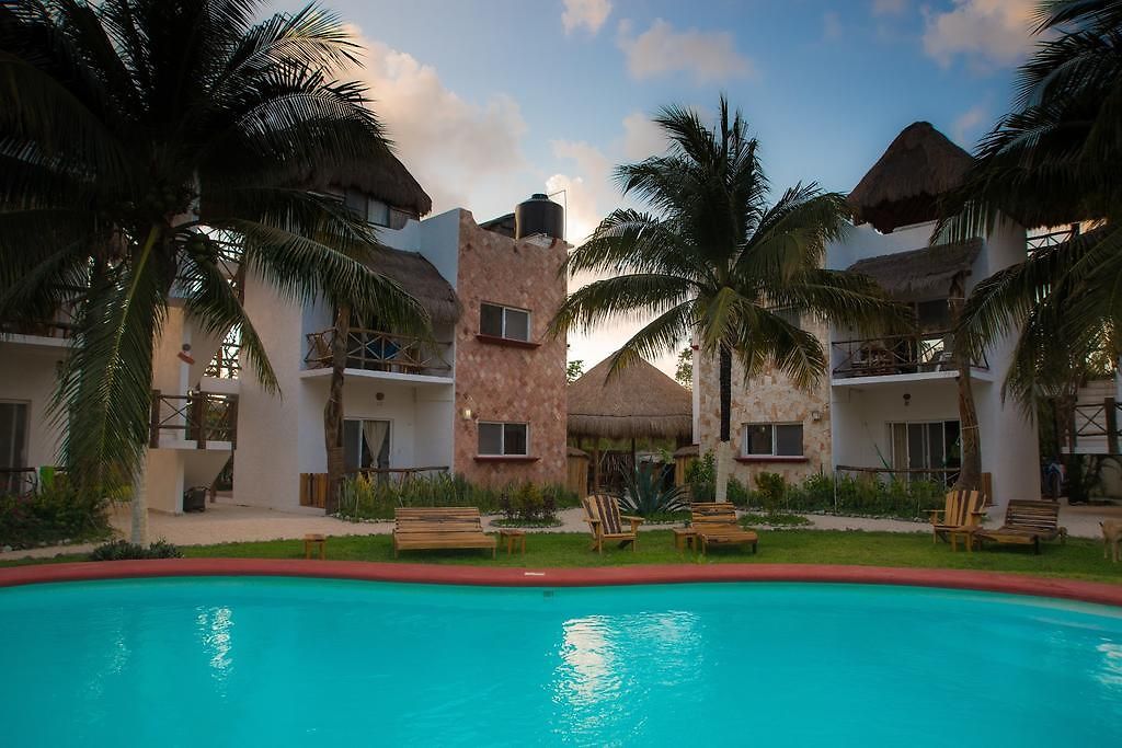 Hotel Maya Pax