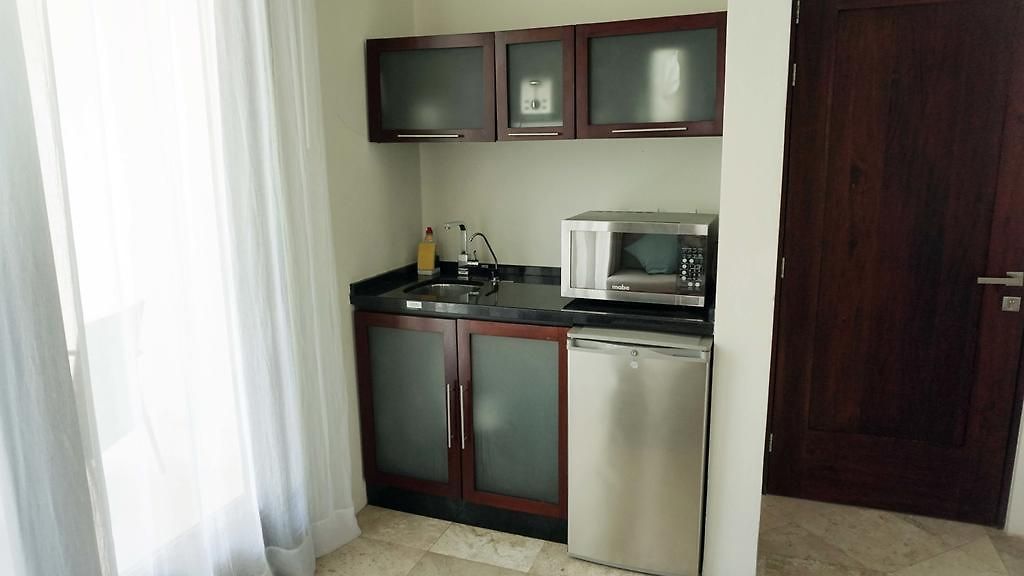 Intima Adults Only 3*
