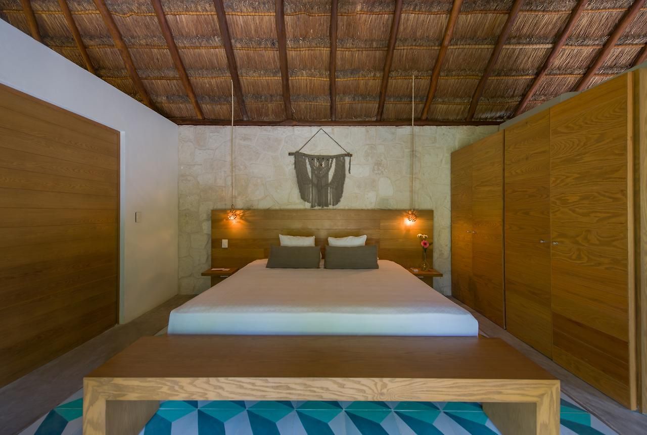 Prana Boutique Hotel 4*