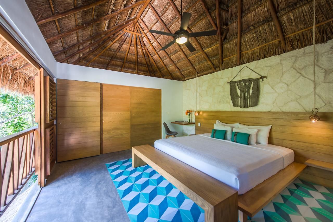 Prana Boutique Hotel 4*