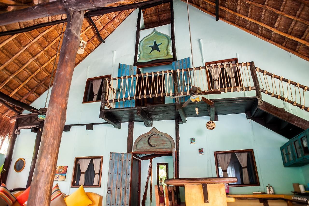 Cabañas La Luna Hotel