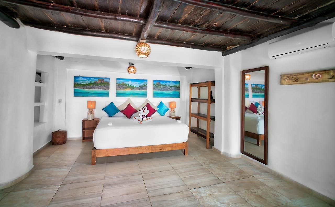 Hotel Playa Canek Beachfront Eco 4*