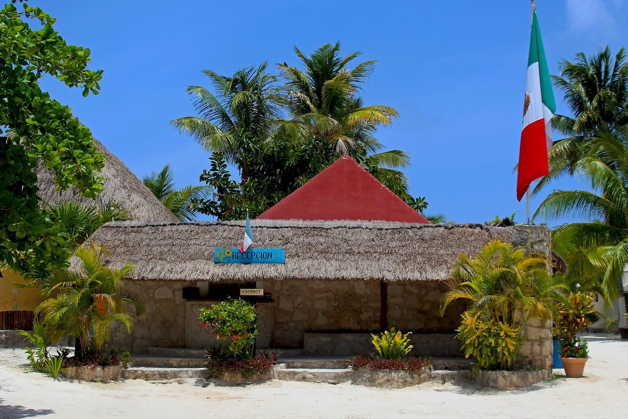 & Cabanas Zazil Kin Hotel