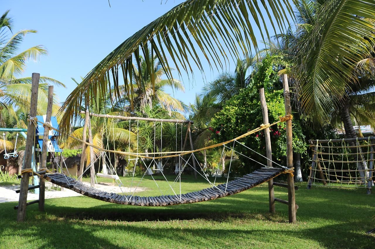 & Cabanas Zazil Kin Hotel 2*