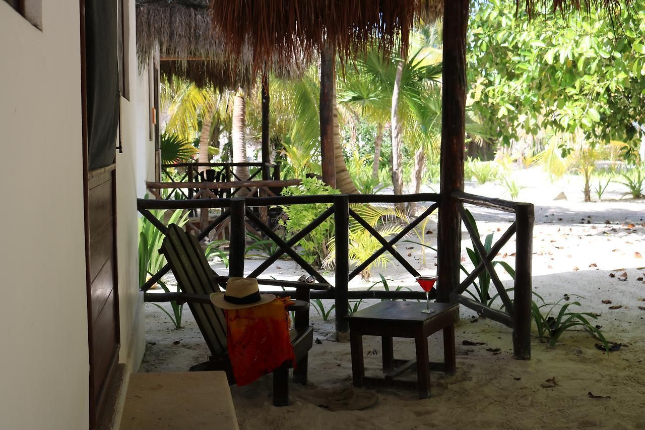 & Cabanas Zazil Kin Hotel 2*