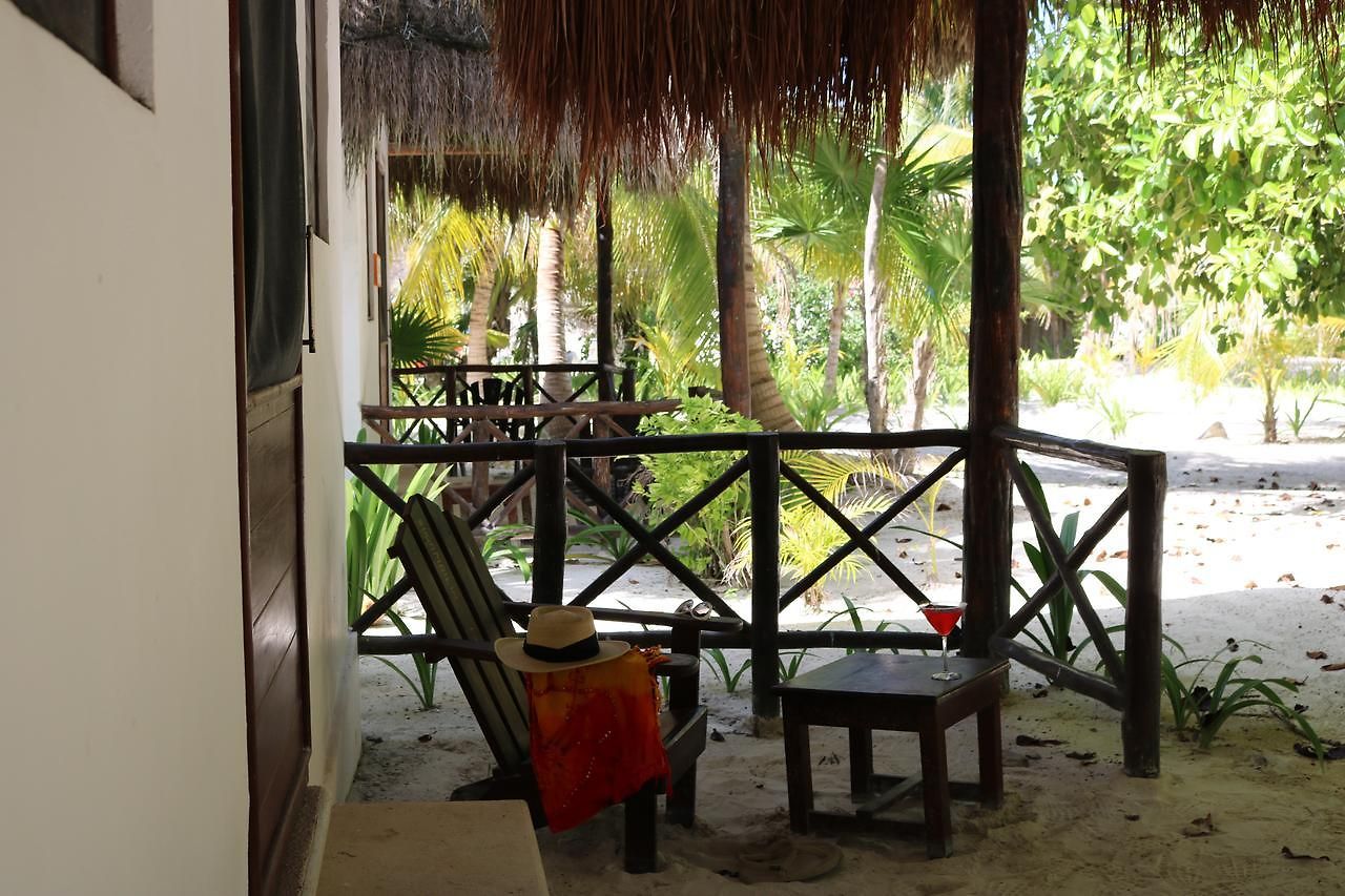 & Cabanas Zazil Kin Hotel