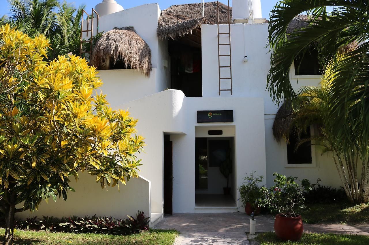 & Cabanas Zazil Kin Hotel 2*