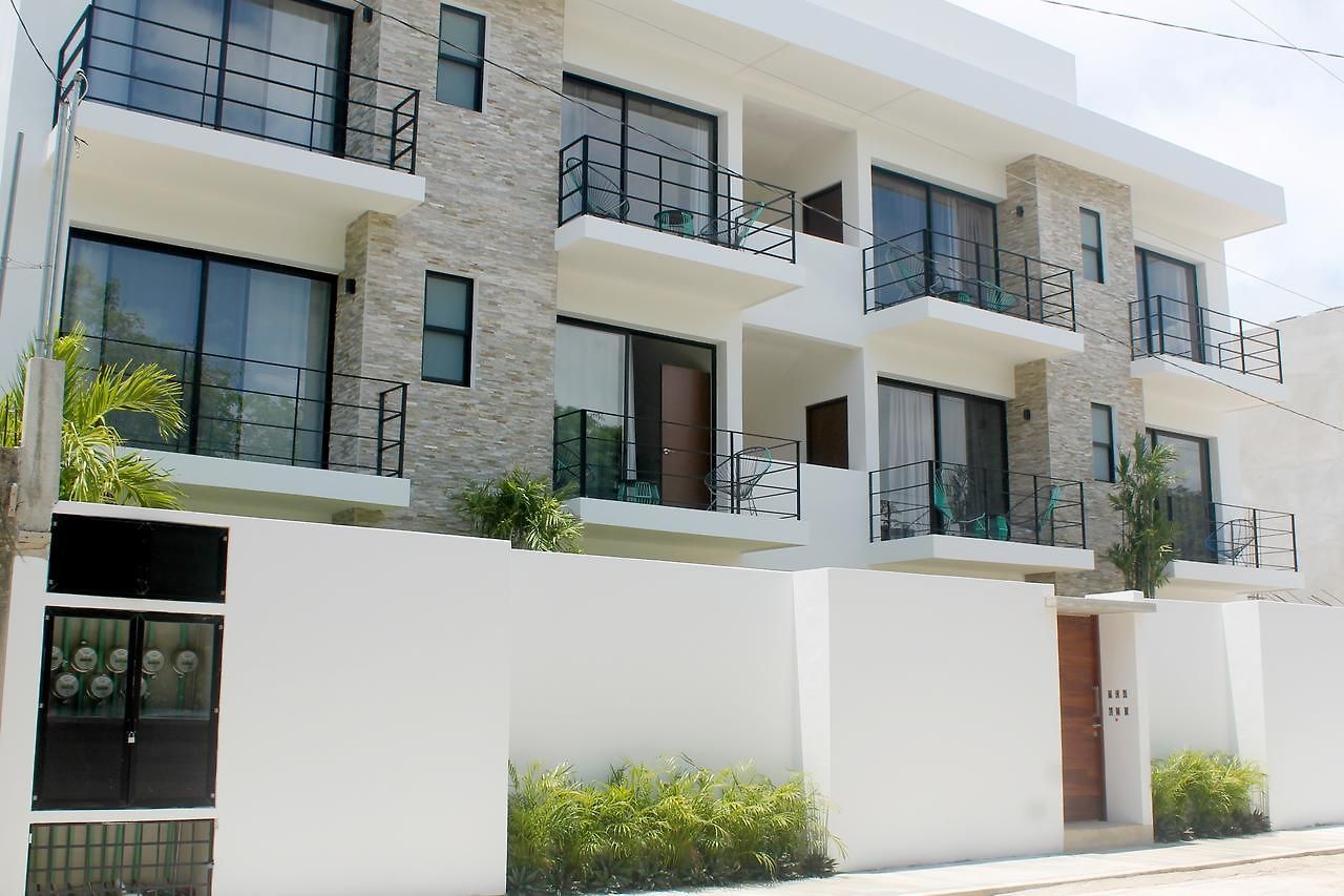Yaax Kiin Apartahotel