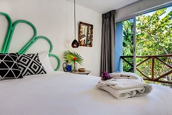 Aura Hotel Tulum