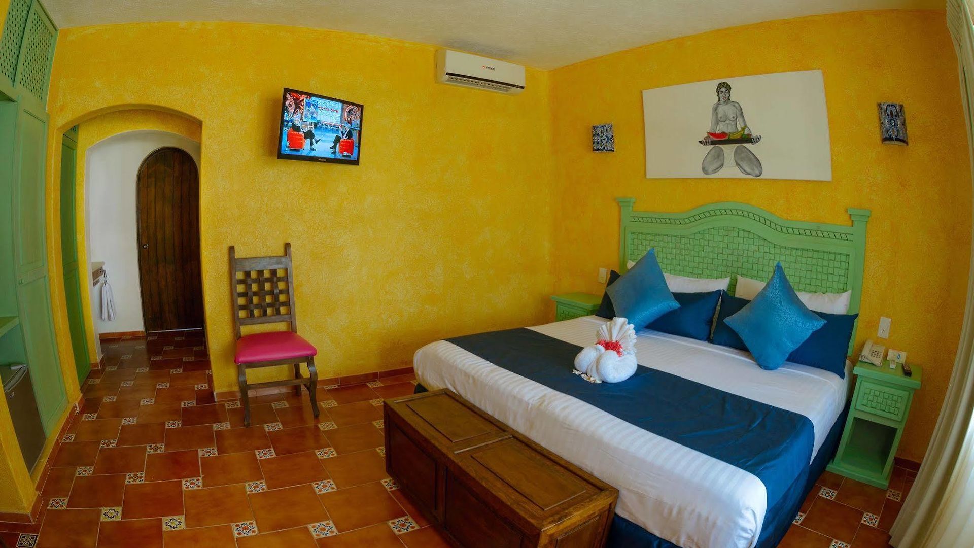Pavoreal Hotel 4*