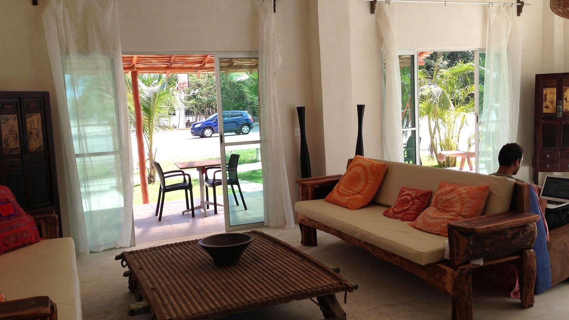 Townhouse By Amansala Hotel