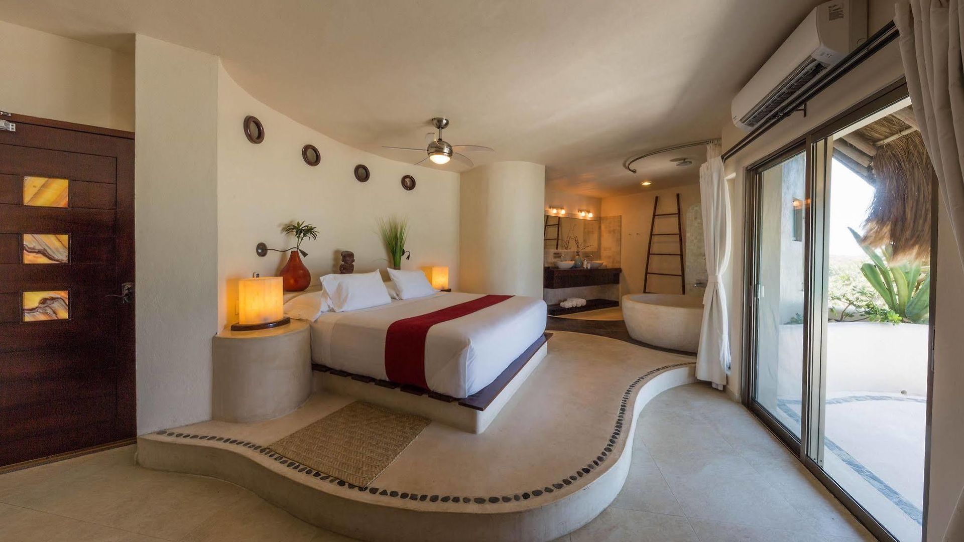 Mezzanine By La Zebra, An Slh (adults Only) Hotel 5*