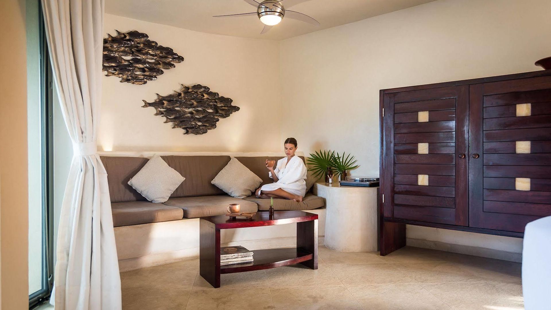 Mezzanine By La Zebra, An Slh (adults Only) Hotel