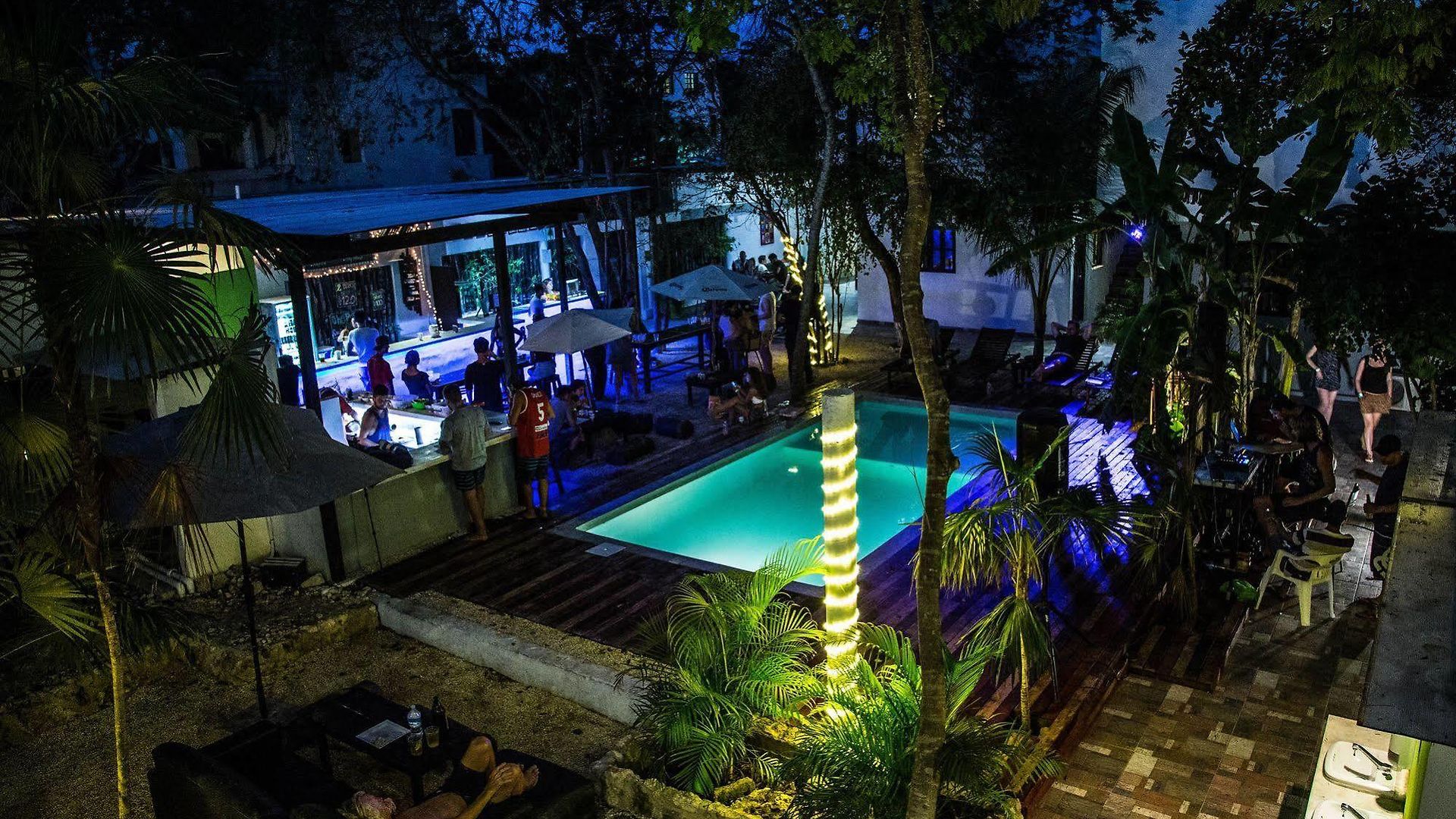 Hostal Che & Bar Adults Only