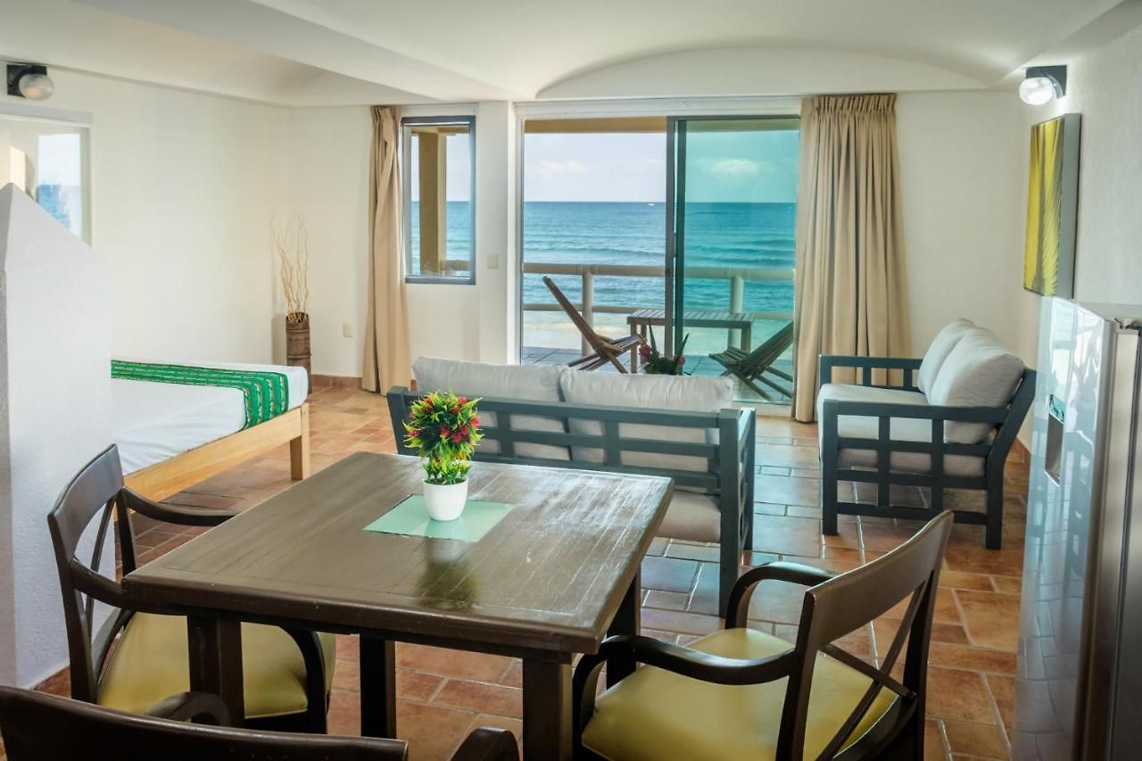Caleta Tankah Hotel 3*