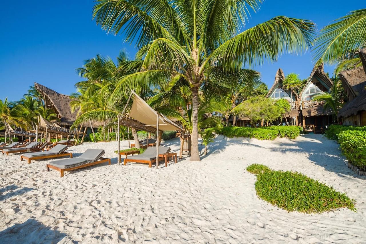 Hotel Ahau Beachfront (adults Only)