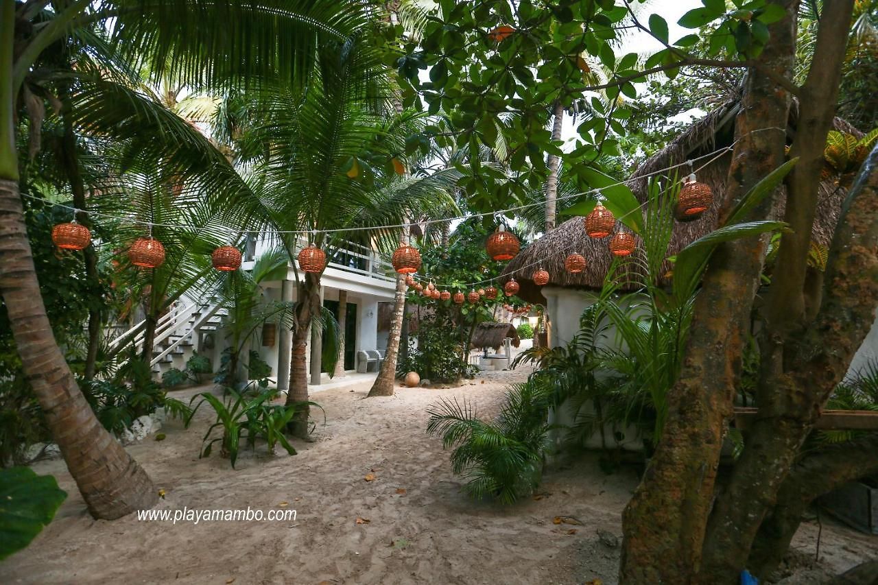 Playa Mambo Eco Cabanas Hotel