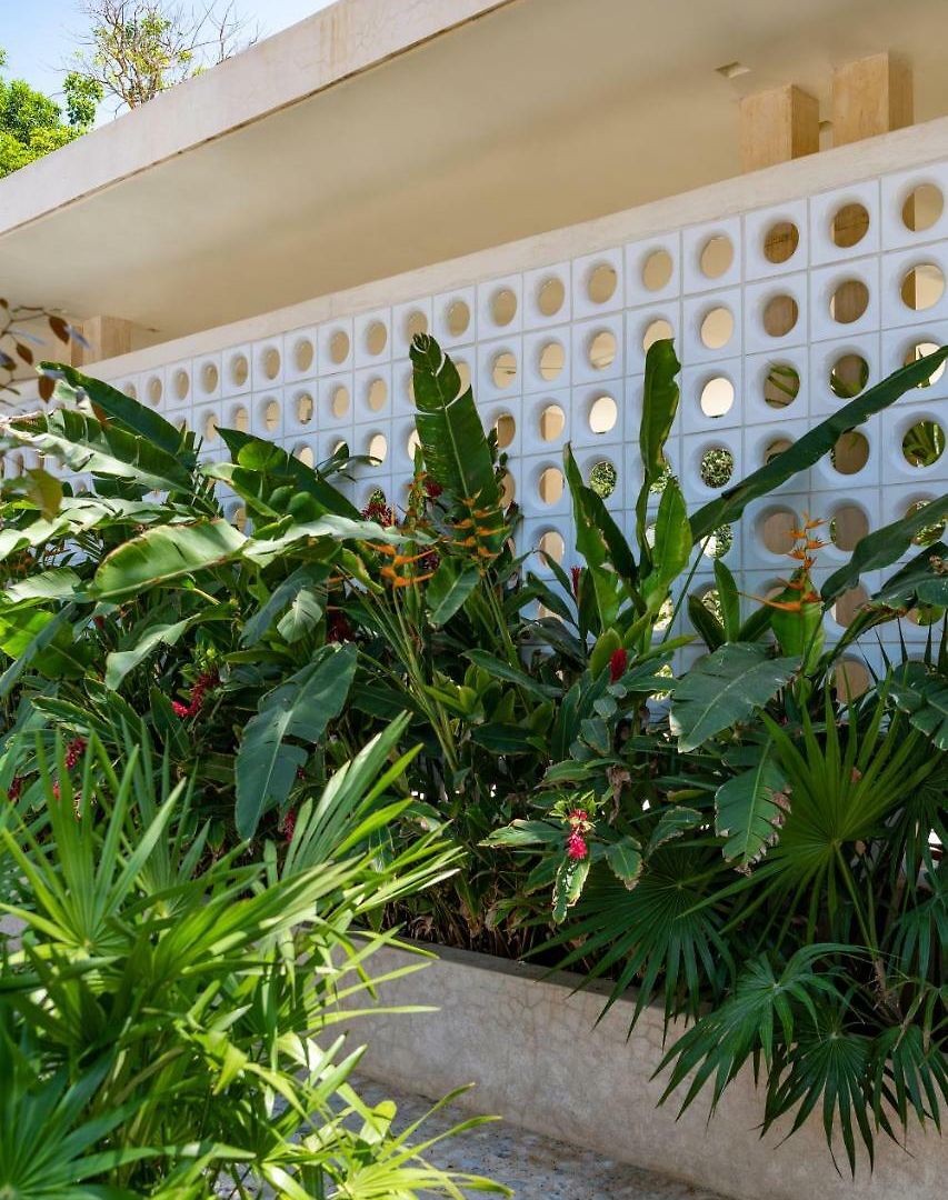Tiki Tiki Hotel
