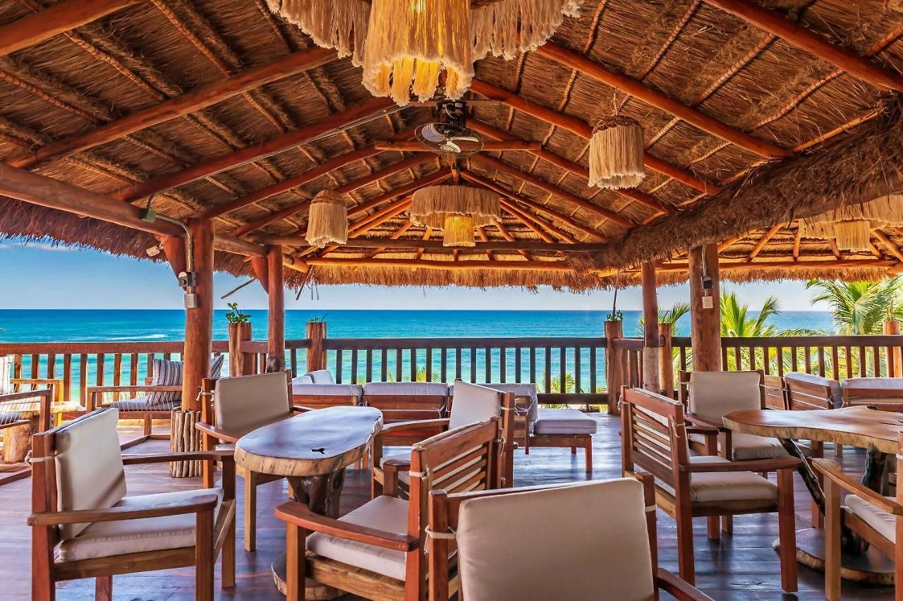 Kanan & Adults Only Playground Hotel