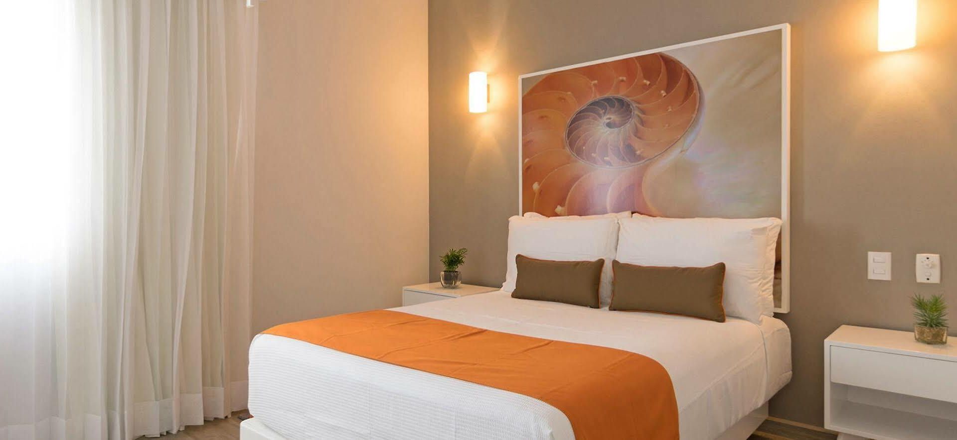 Hotel Azura Boutique 4*