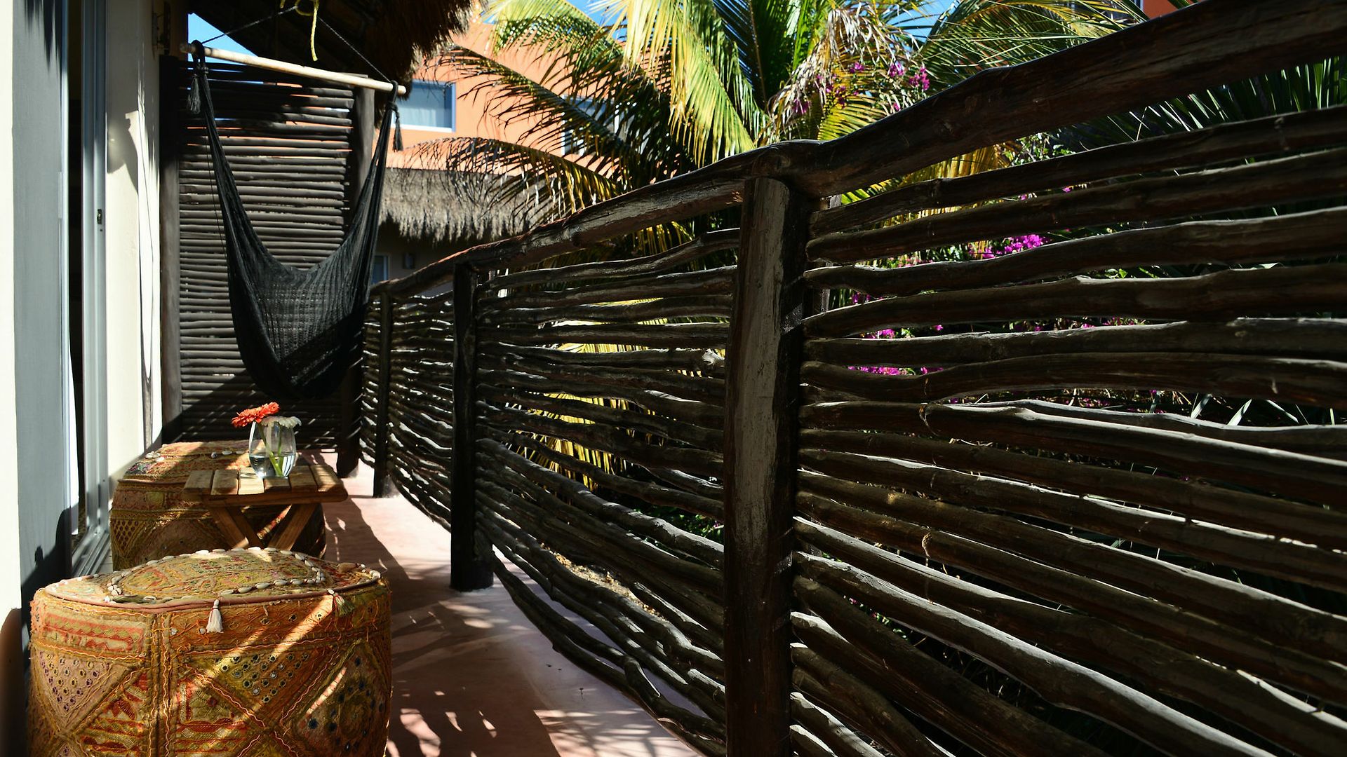 Hotel Geminis Boutique Condohotel 4*