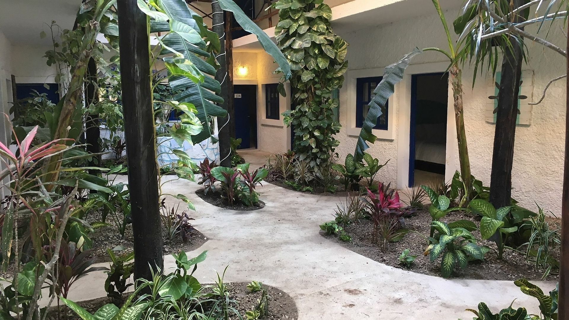 Hotel Luna Maya