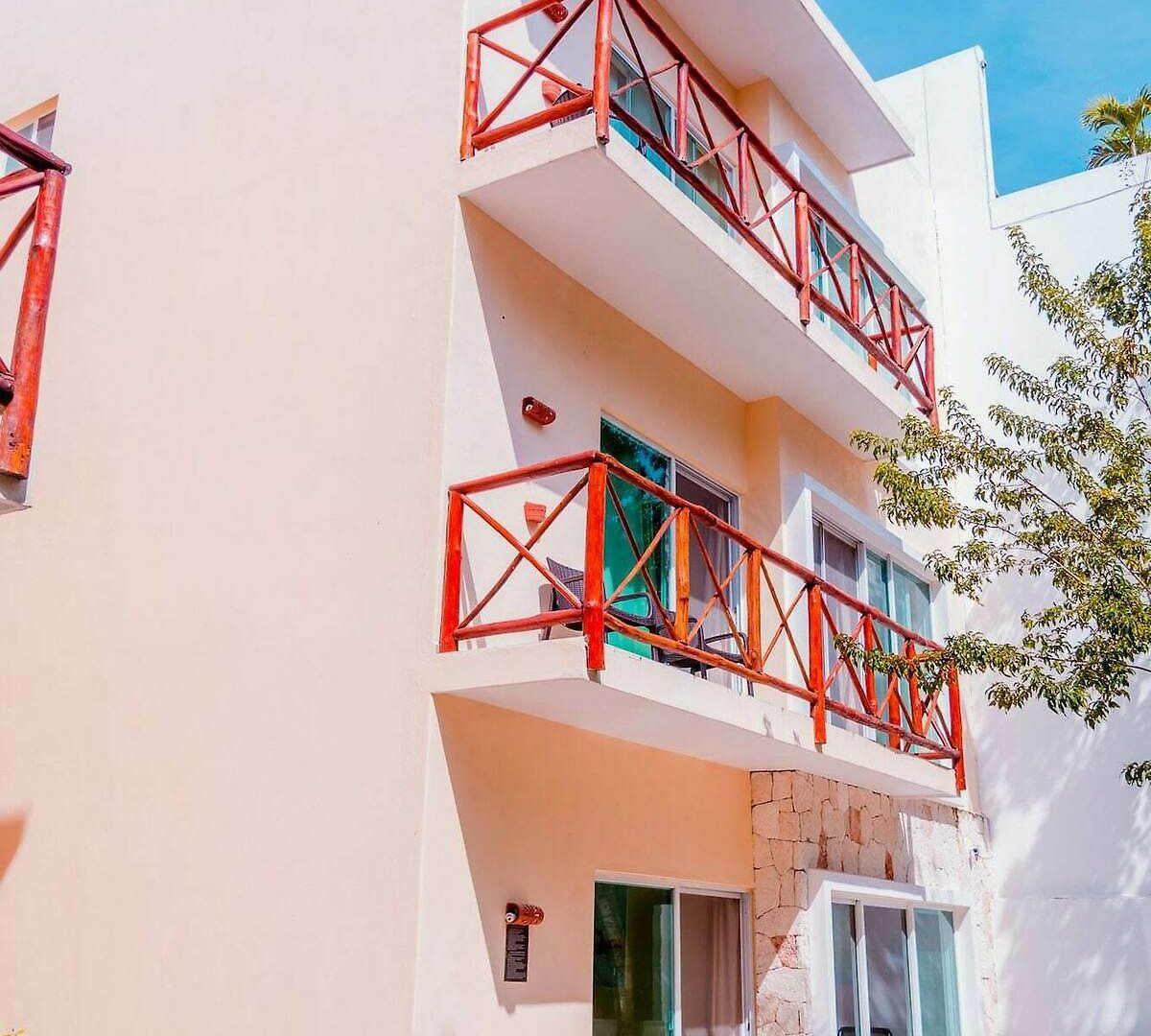 Apartahotel Nah 4*