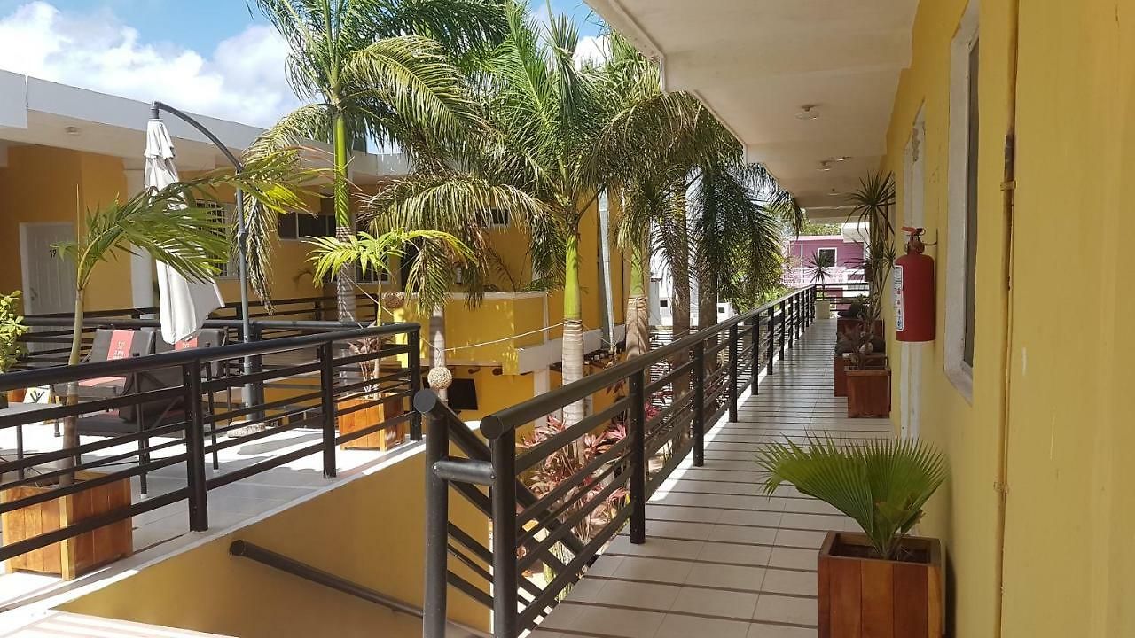 Iker Hotel