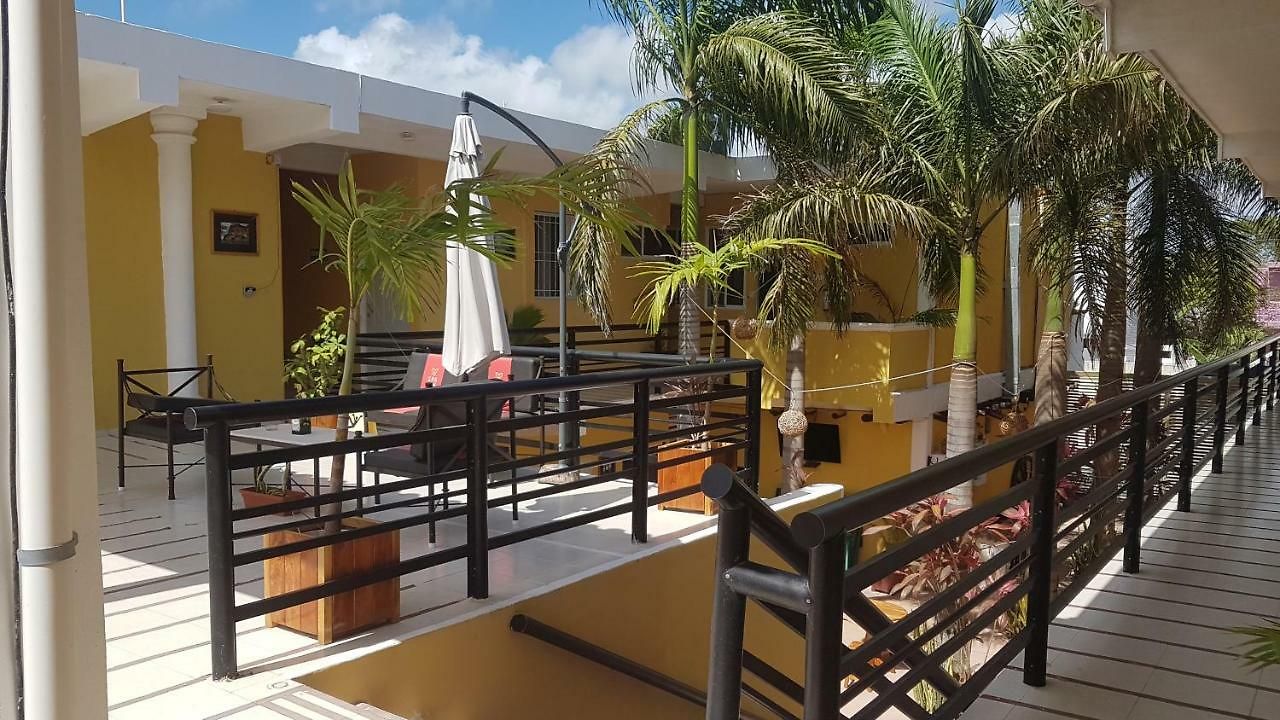 Iker Hotel