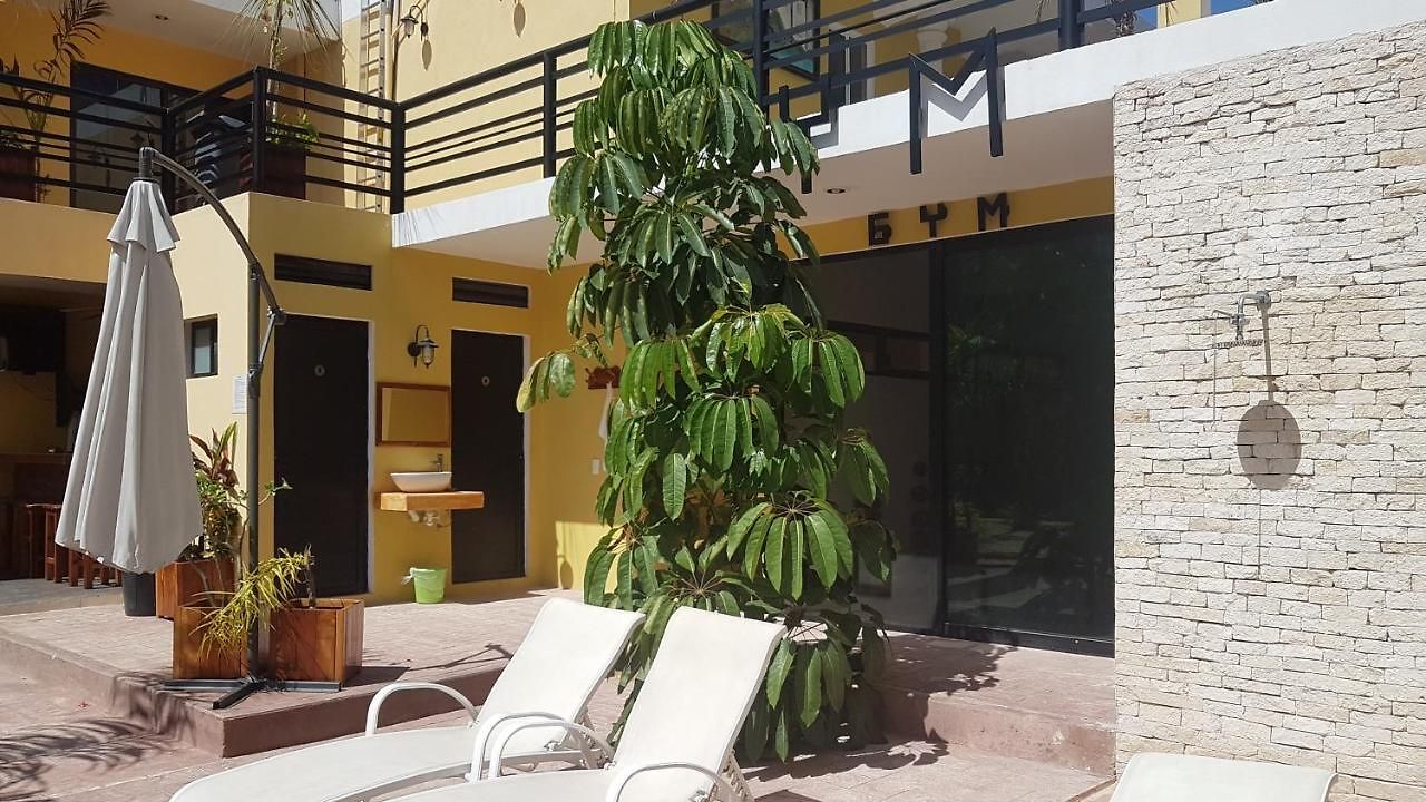 Iker Hotel