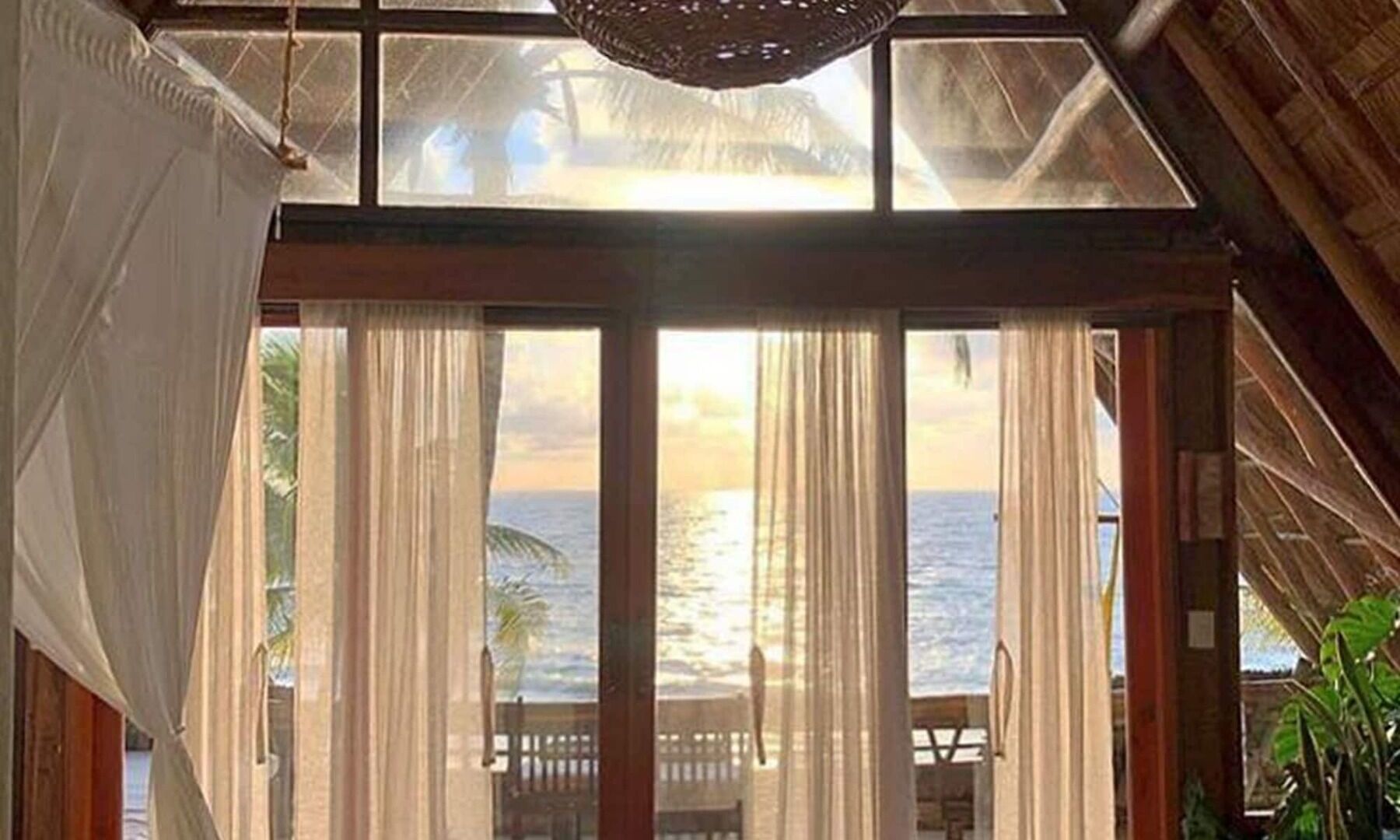 Ahau Beachfront (adults Only) Hotel