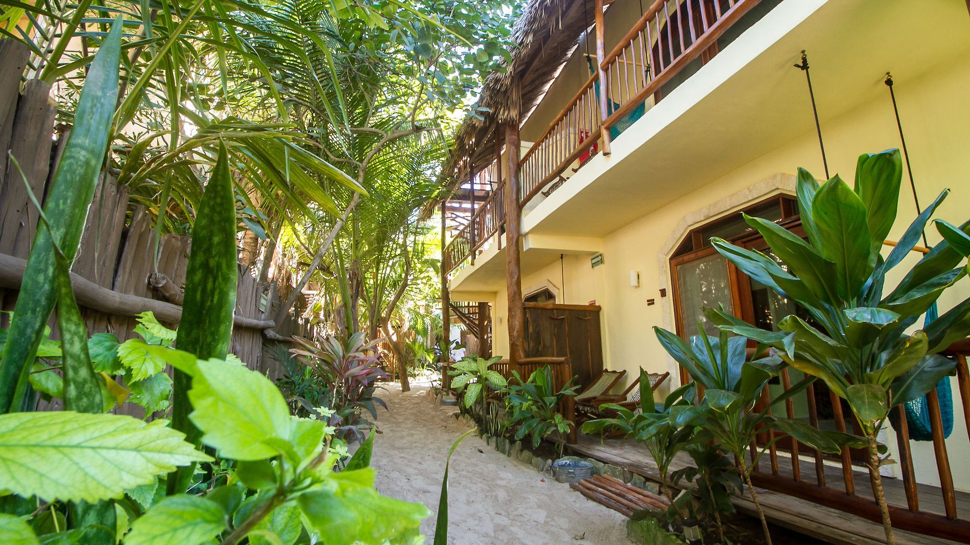 Hotel Playa Canek Beachfront Eco