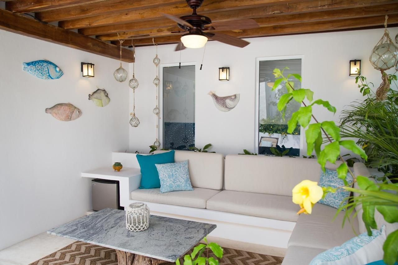Luxury Private , Private Pool, Private Garden, Jacuzzi, 24hours Security Villa *