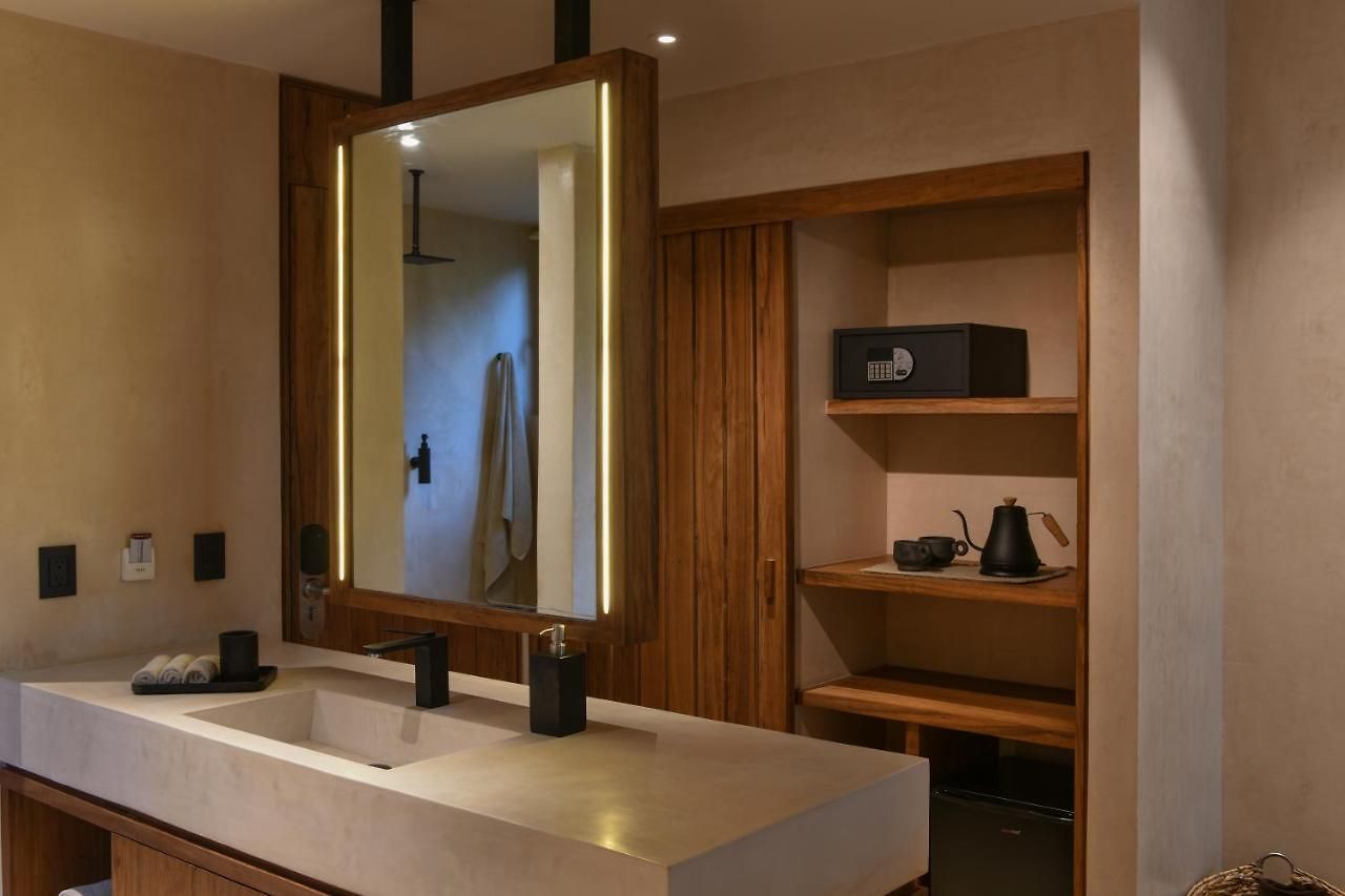Hotel Casa Agape Boutique Rooftop Pool & Club Access 4*