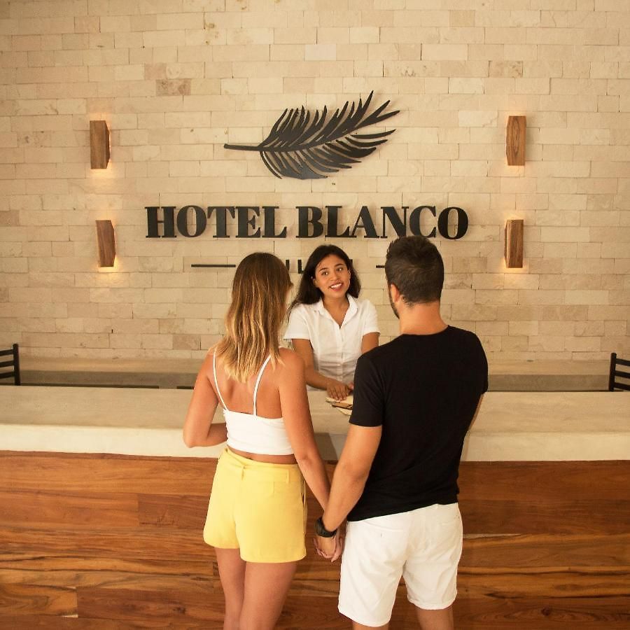 Blanco Hotel 3*