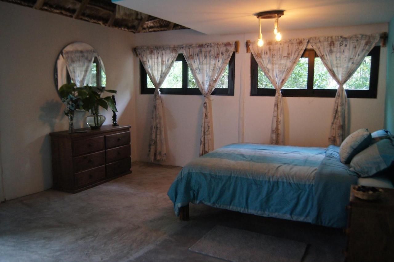 Cabanas La Alborada Hotel