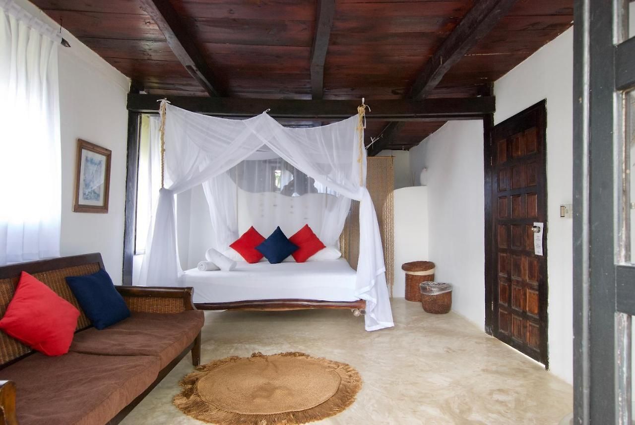 Zulum Hotel 3*