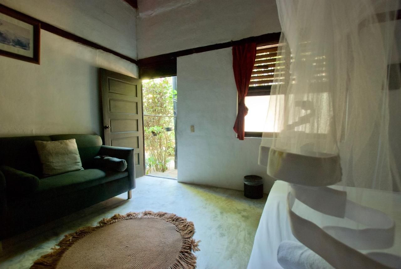 Zulum Hotel 3*