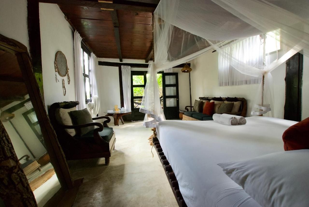 Zulum Hotel 3*