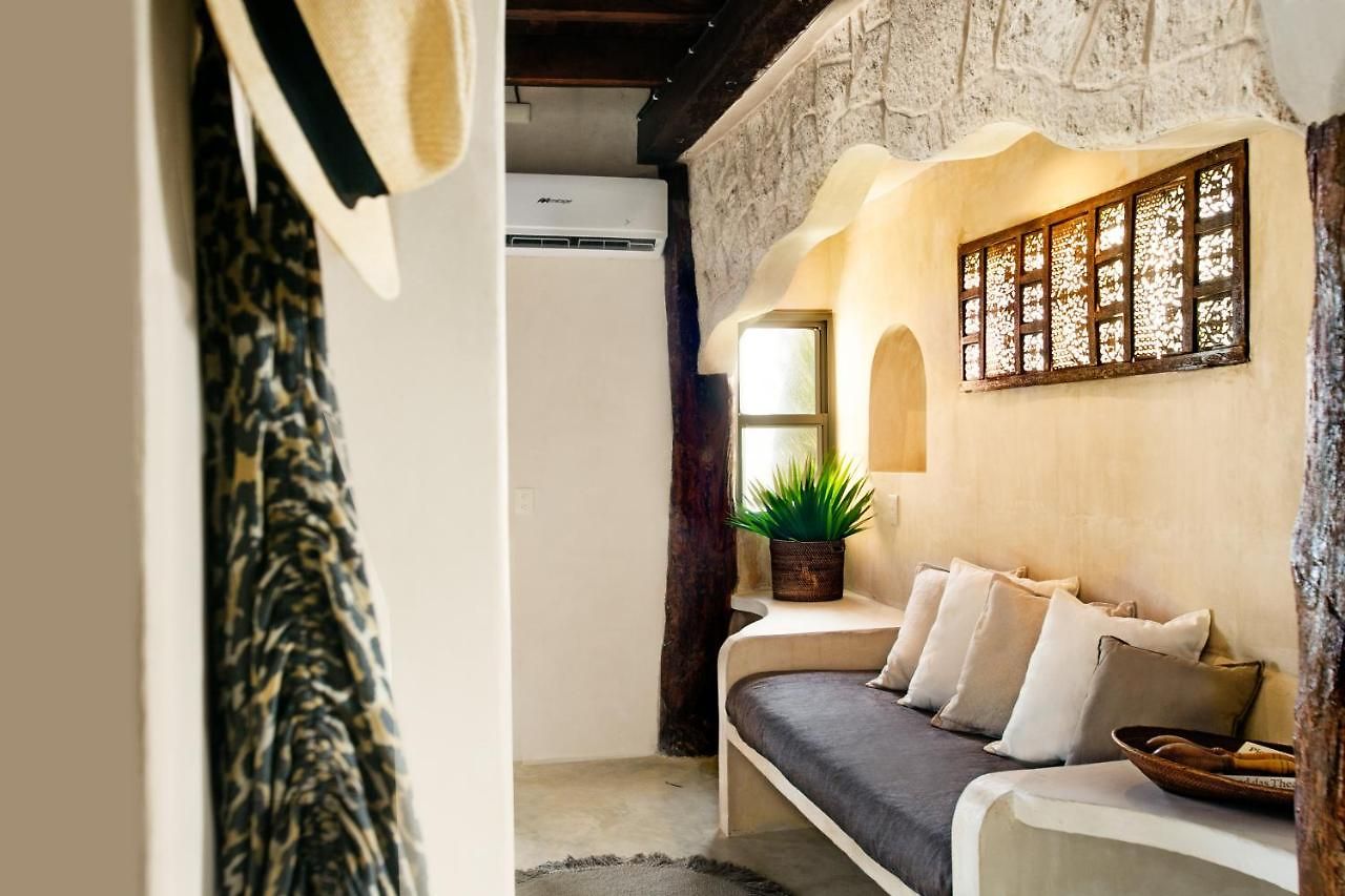 Hotel Amansala