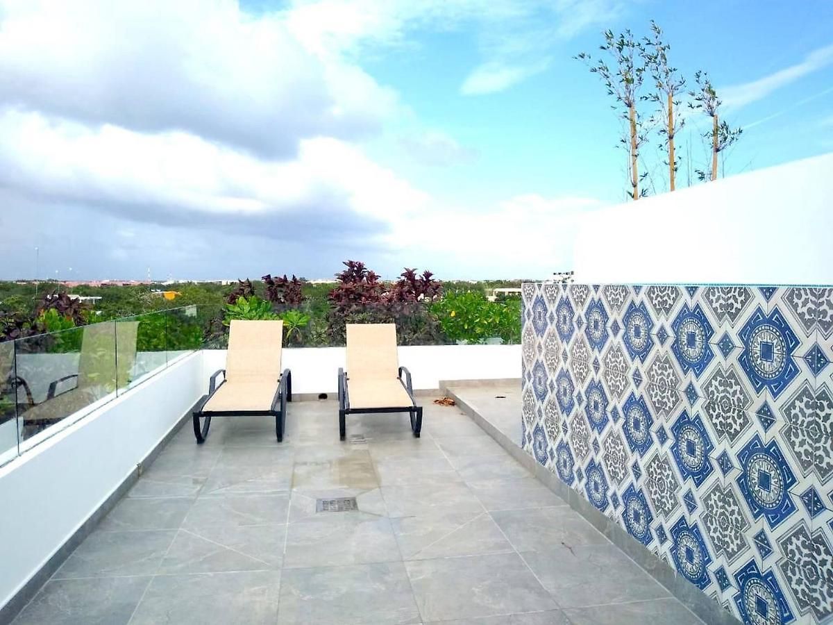 Holiday home Private Roof W Plunge Pool, Brand New 2 Bedroom Penthouse For 6 Sleeps