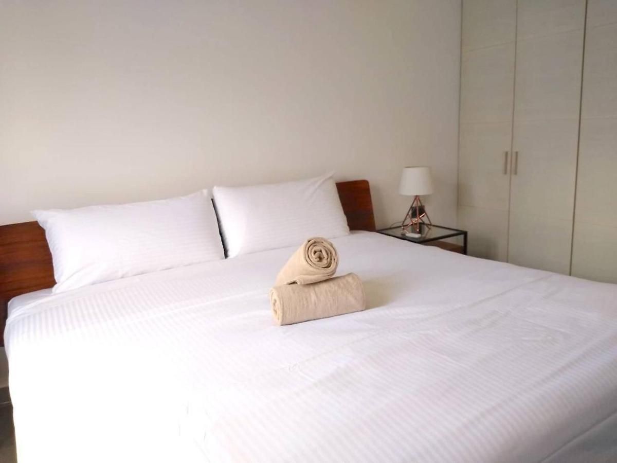 Holiday home Private Roof W Plunge Pool, Brand New 2 Bedroom Penthouse For 6 Sleeps *