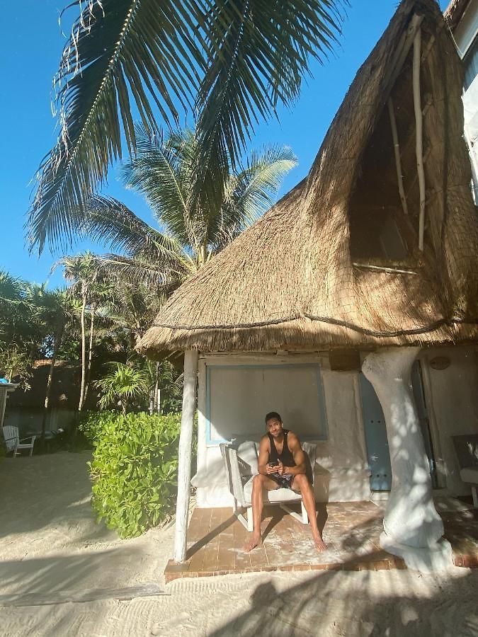 Playa Mambo Eco Cabanas